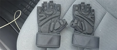 Bodybuilding Fitness Gym Gloves for Men & Women