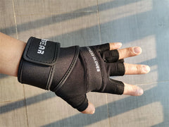 Bodybuilding Fitness Gym Gloves for Men & Women